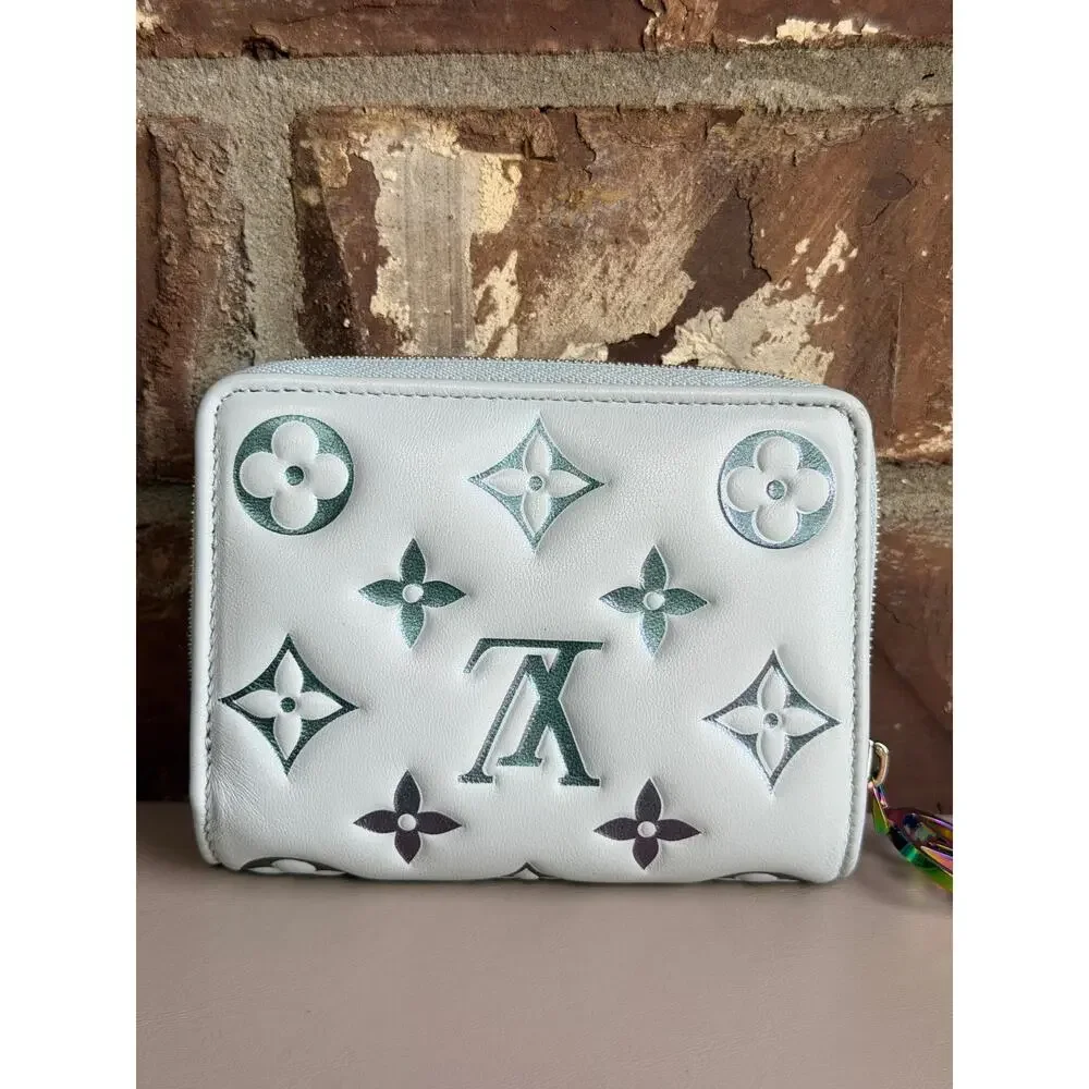 Louis Vuitton Coussin Lou Wallet LV Ski Monogram Embossed Lambskin Grey 72953
